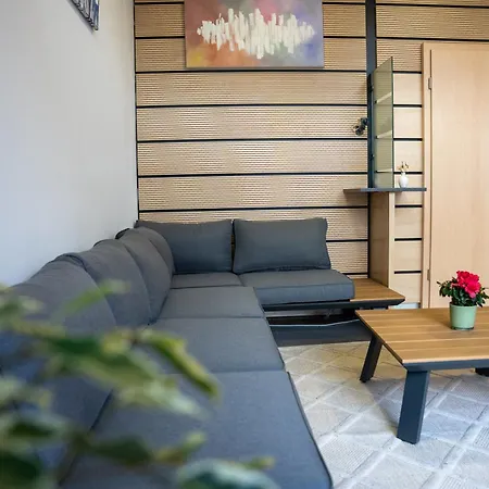 Officepoint - Konferenzraum - Keine Uebernachtung! * Hargesheim