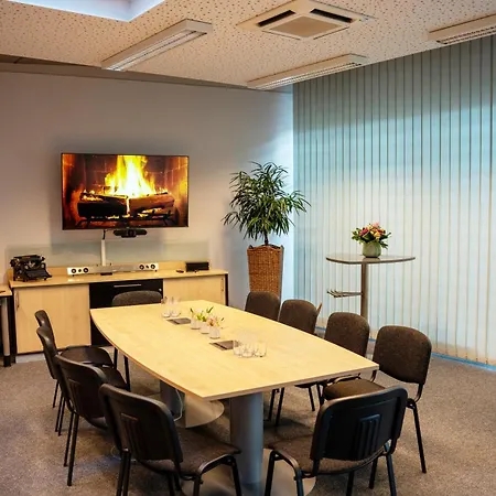 Officepoint - Konferenzraum - Keine Uebernachtung! Hotel Hargesheim